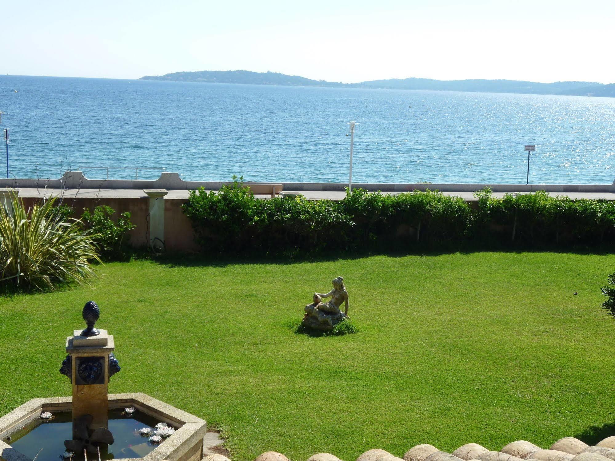 Hotel Martinengo Sainte-Maxime Dış mekan fotoğraf