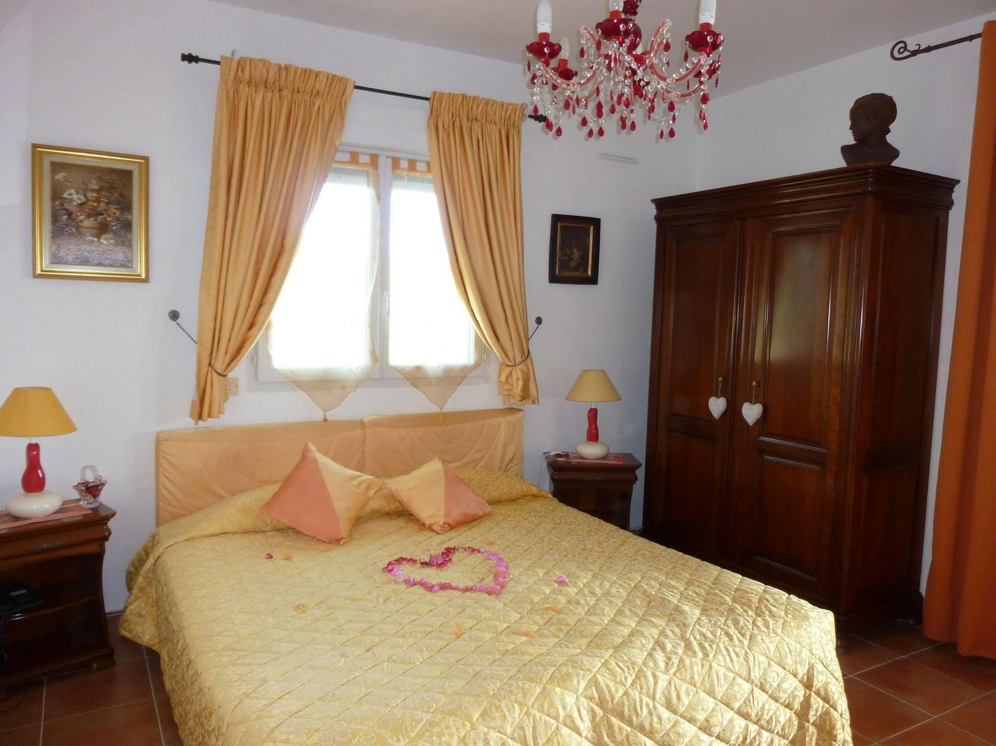 Hotel Martinengo Sainte-Maxime Dış mekan fotoğraf