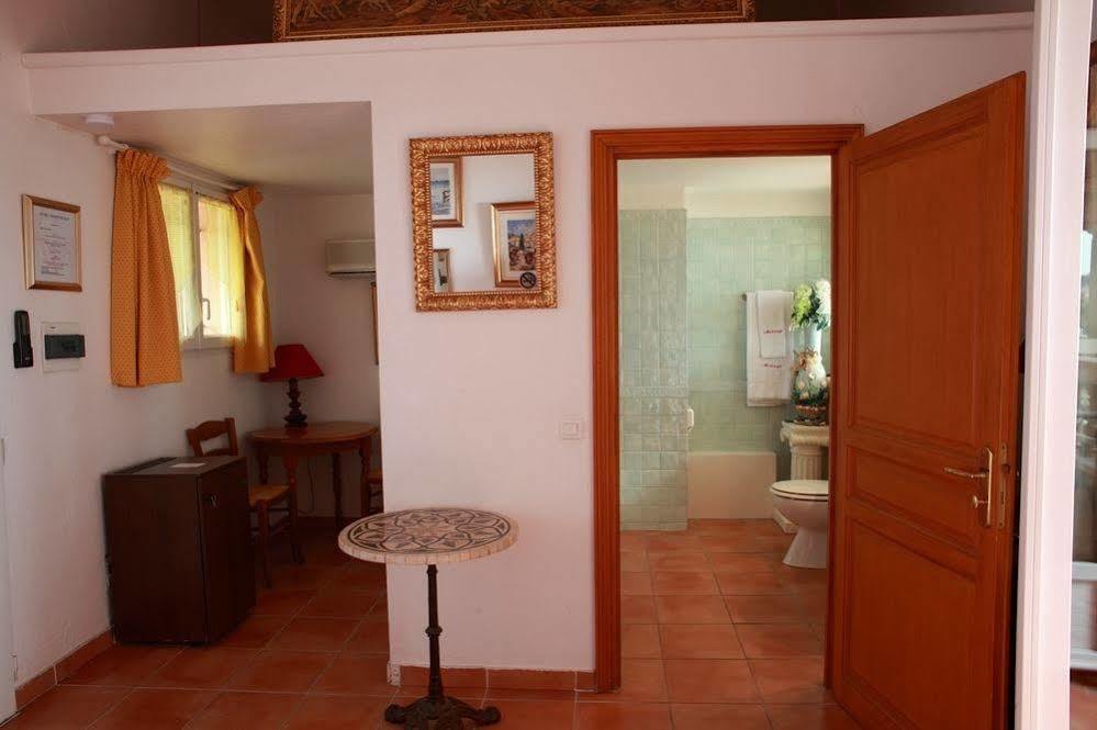 Hotel Martinengo Sainte-Maxime Dış mekan fotoğraf
