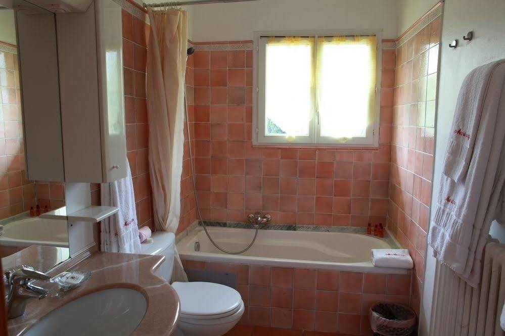 Hotel Martinengo Sainte-Maxime Dış mekan fotoğraf